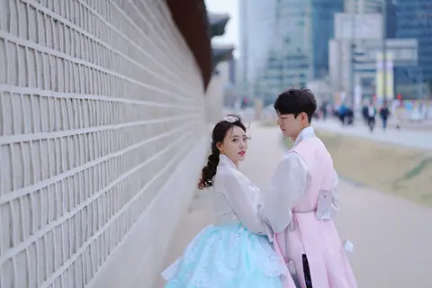 Gowoonsol Hanbok (고운솔한복)