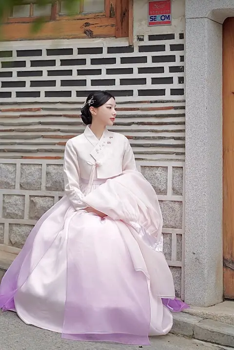 3355 Hanbok (삼삼오오)