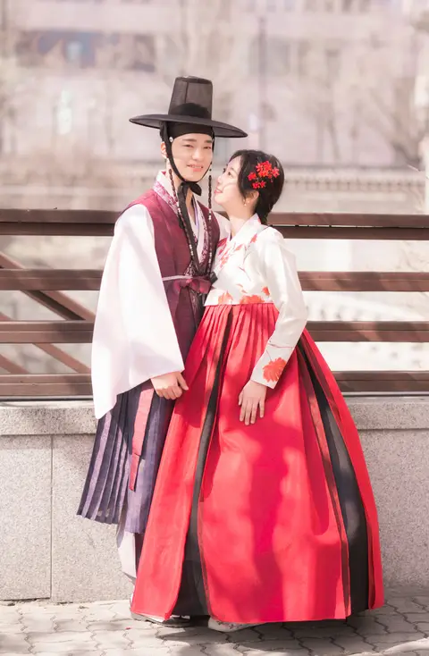 YES Hanbok (예스한복)